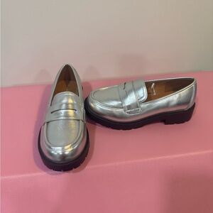 The Children’s Place Silver Chunky Loafers Lug Sole | Toddler Size 2